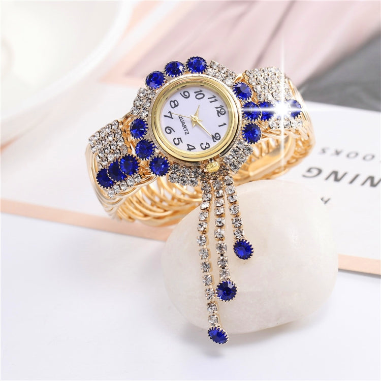 Ladies Bracelet Watch Quartz Watch Personality Wild Watch with Diamonds Pendant