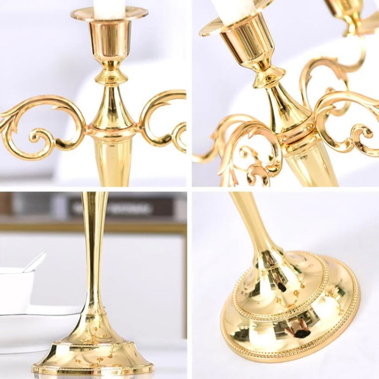 Retro Candlestick Home Decoration Living Room Cafe Theme Restaurant Jewelry Candlelight Dinner Props Gifts, Style:Silver-3 Arms