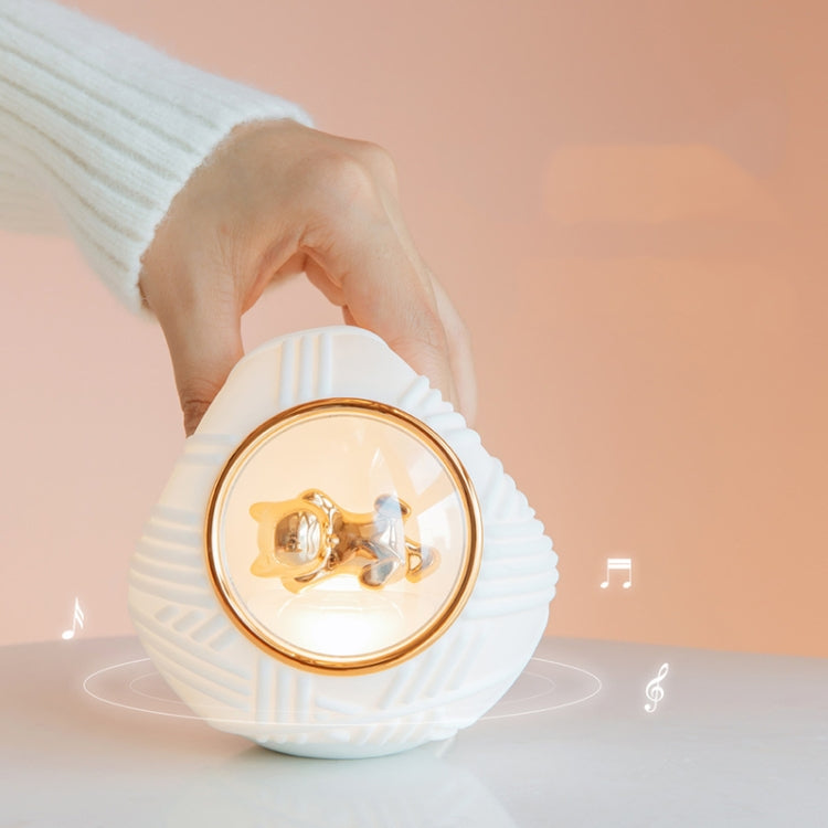 Silicone Night Light Cat Wool Ball Music Light USB Bedroom Bedside Lamp(White)