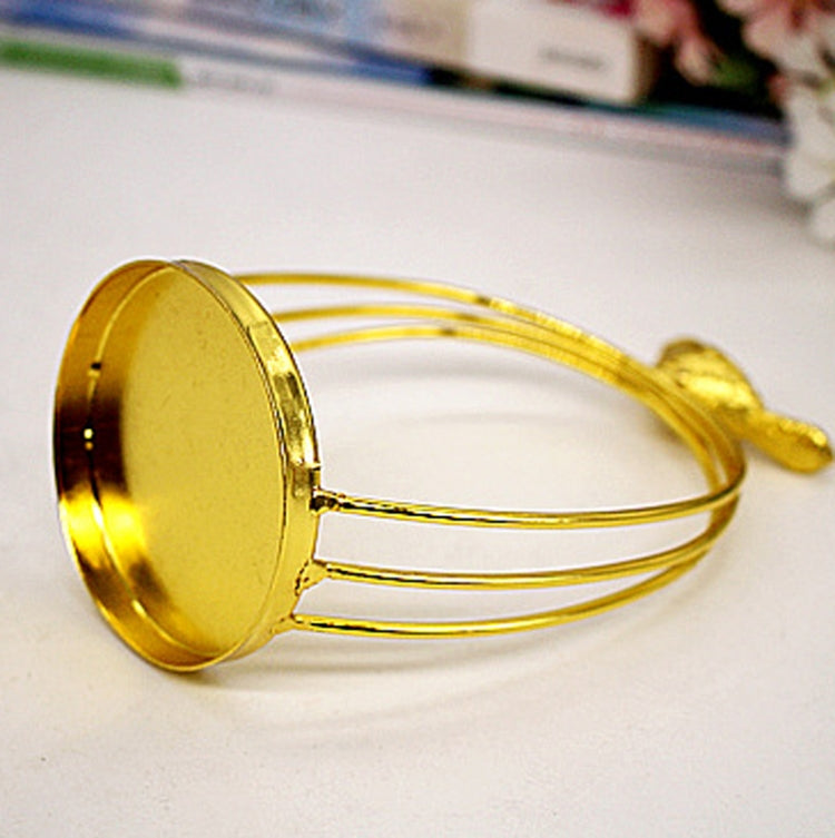 Bird House Candlestick Ornaments Golden Electroplated Iron Candlestick, Size: B Small
