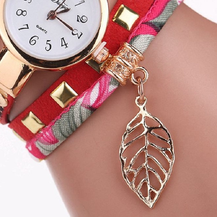 Ladies Quartz Bracelet Watch with Leaf Shape Pendant