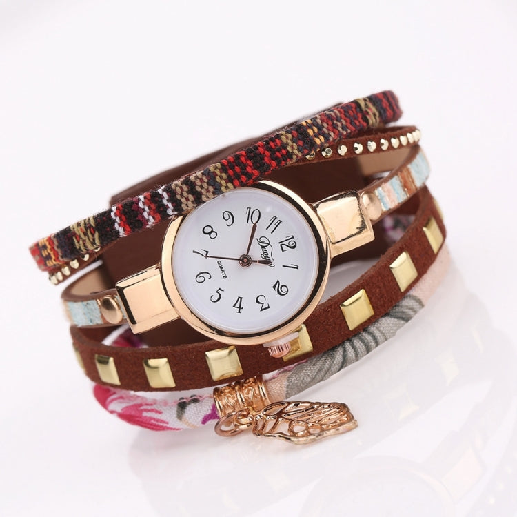 Ladies Quartz Bracelet Watch with Leaf Shape Pendant