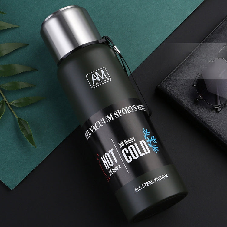 304 Stainless Steel Insulated Mug Large Capacity Sports Water Cup Outdoor Travel Pot, Capacity: 750ml