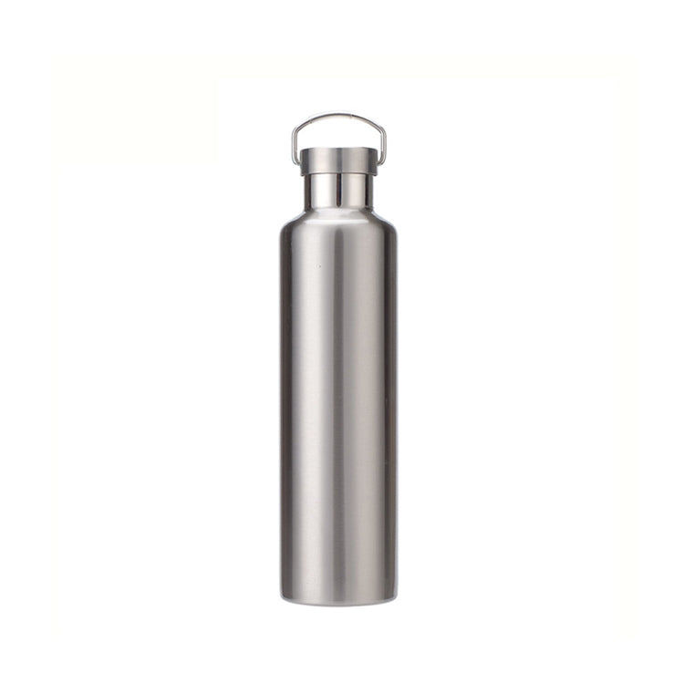 304 Vacuum Stainless Steel Vacuum Flask Double-Layer Large-Capacity Outdoor Water Bottle Mountaineering Sports Bottle, Capacity: 500ml