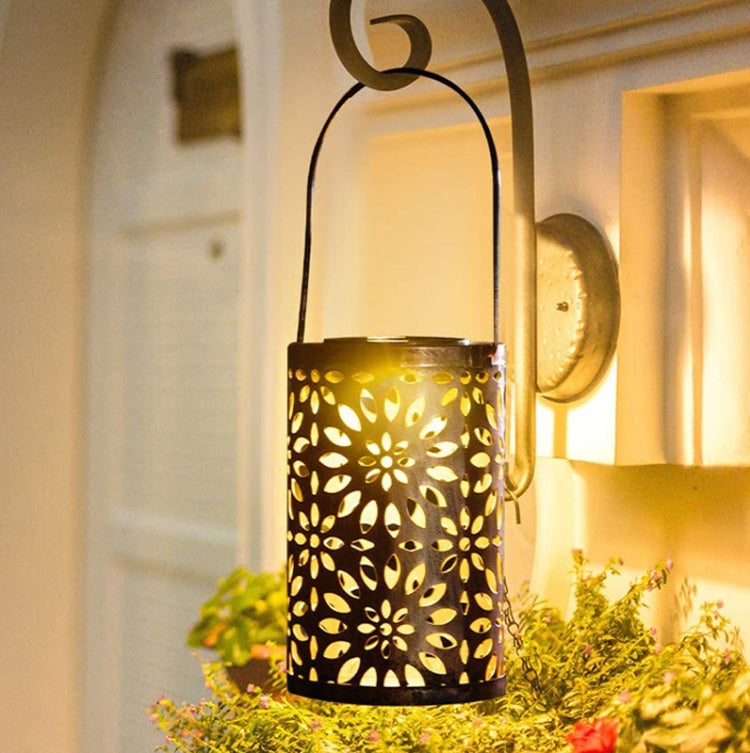 Outdoor Solar Hollow Iron Art Lamp Garden Decoration Portable Projection Lamp, Style: Chrysanthemum (Bronze)