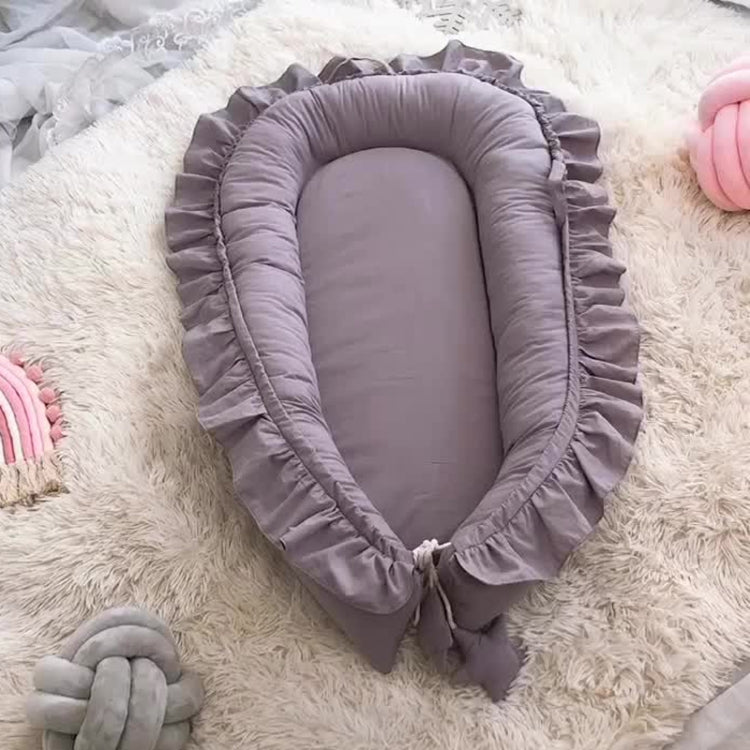 Lace Cotton Baby Uterus Bionic Bed Portable Newborn Bed Mat