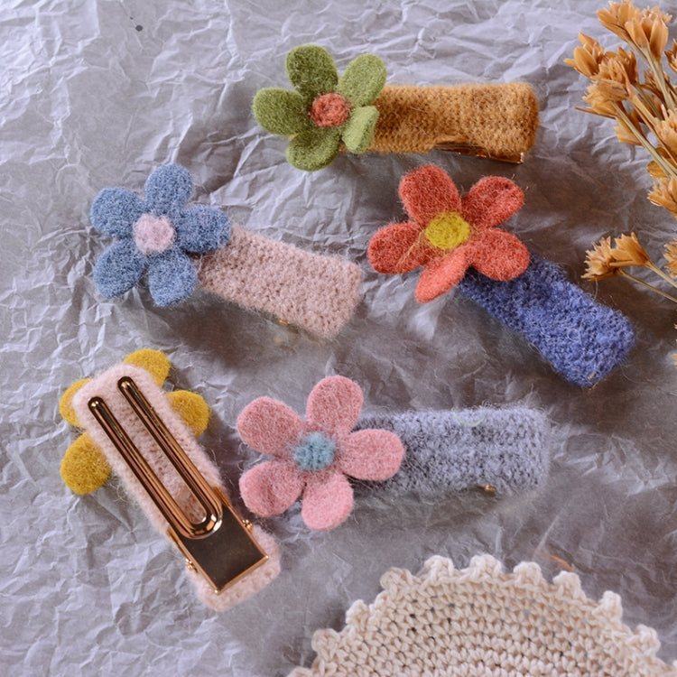10 PCS Imitation Cashmere Flower Hairpin Student Plush Bangs Clip, Color Random Deilvery