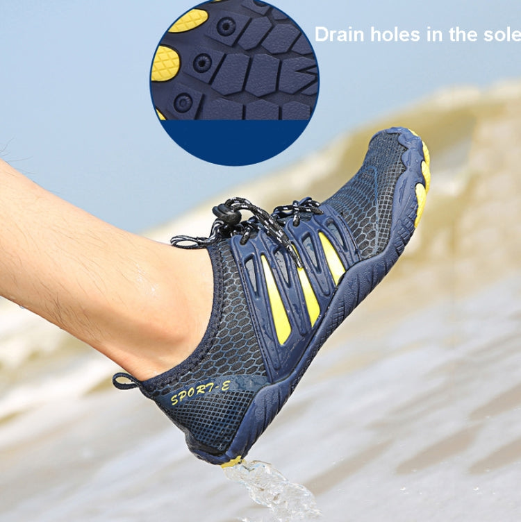 Outdoor Sports Hiking Shoes Antiskid Fishing Wading Shoes Lovers Beach Shoes, Size: 38