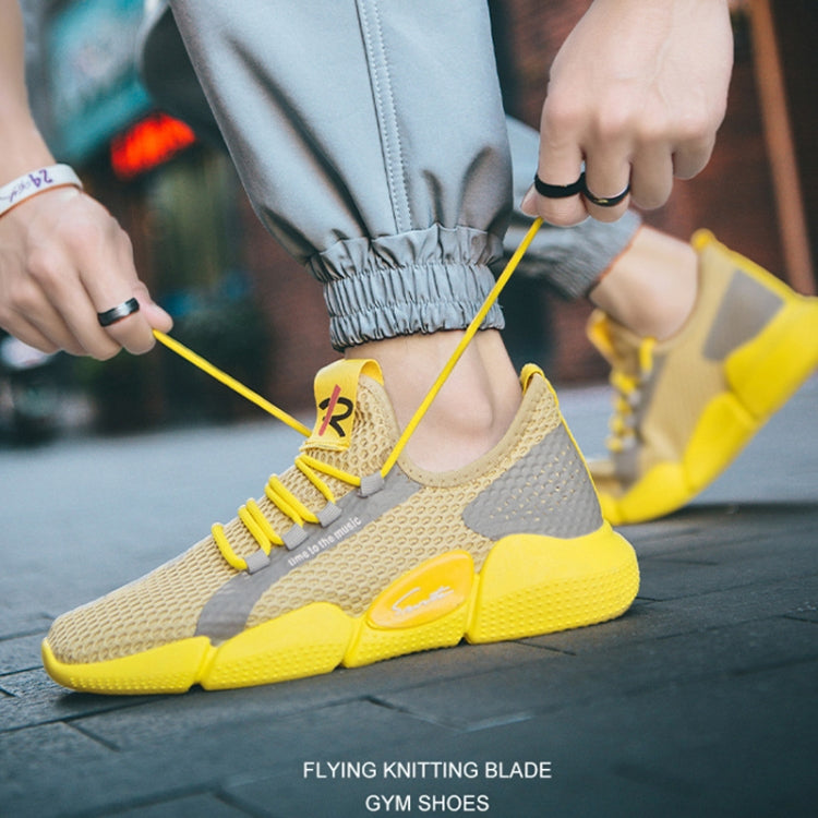 Spring Breathable Running Shoes Couple Models Student Casual Shoes Flying Woven Sports Shoes, Size: 39