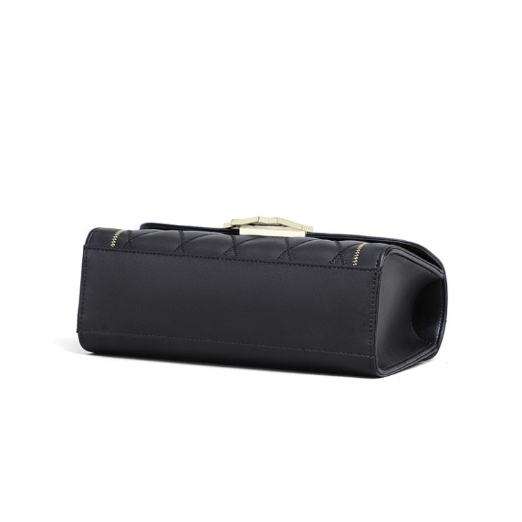 5132 Fashion Messenger Shoulder Bag Chain Small Square Bag(Polar Night Black)