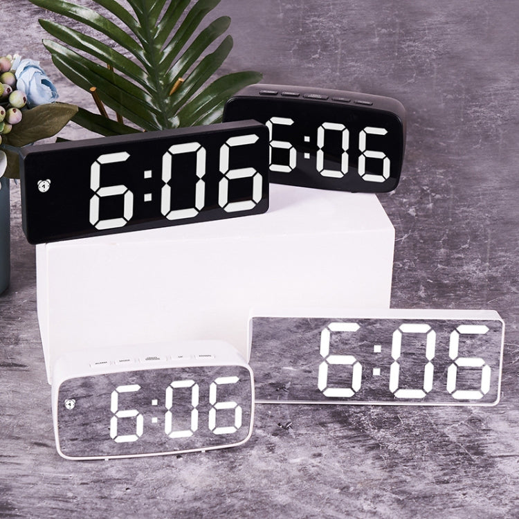 Mirror Bedside Alarm Clock Battery Plug-In Dual-Purpose LED Clock, Colour: Arc-shaped Black Shell (Mirror White Light)