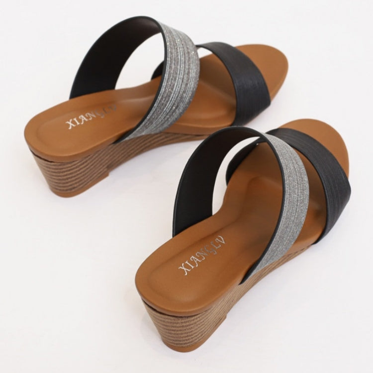 Ladies Sandals And Slippers Fashionable Outer Wear Platform High Heels, Size: 40