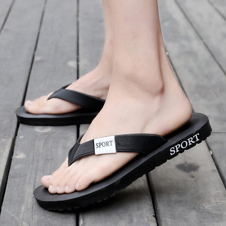 Men Antiskid Slippers Casual Beach Shoes Flip Flops, Size: 40