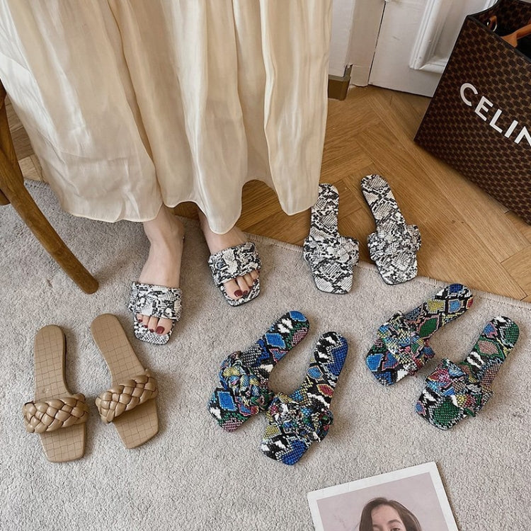 Snake Pattern Outer Slippers Ladies Summer Sandals, Size: 37