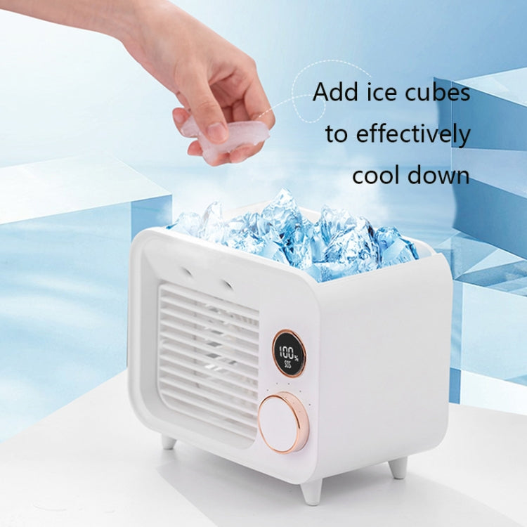 F853 Desktop Humidifying Spray Mini Air Conditioning Fan(white)