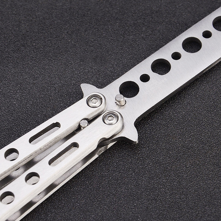 2 PCS Novice Training Maintenance-Free Un-Edged Butterfly Knife, Random Color Delivery
