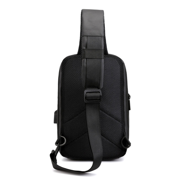 Men Sports Shoulder Chest Bag Stitching Waterproof Crossbody Bag with External USB Port