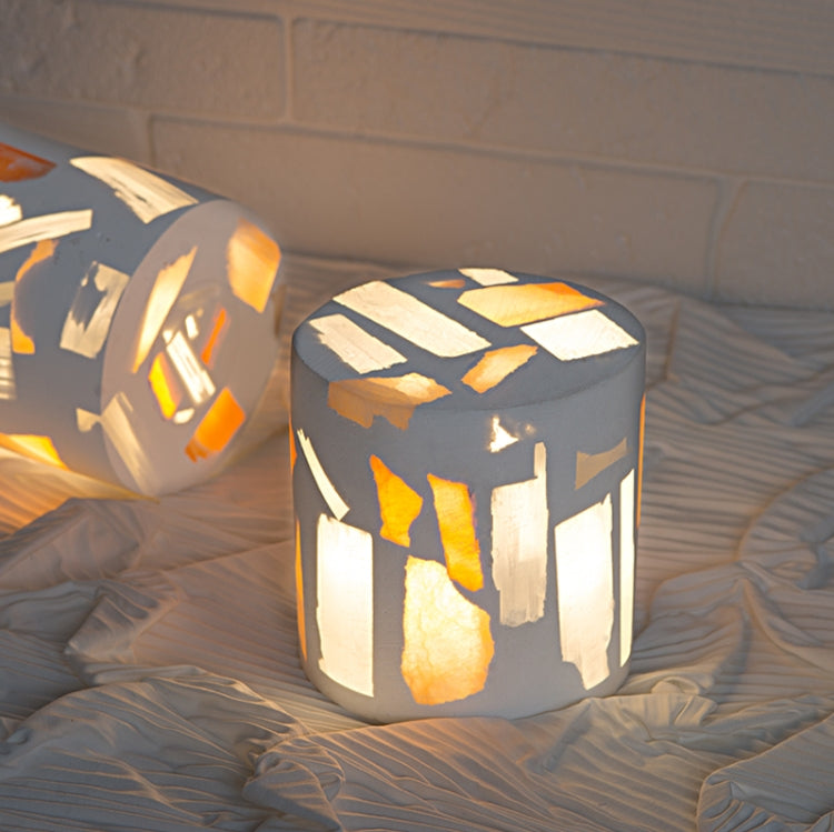 Translucent Gypsum Ore Night Light Bedroom Touch Dimming Sleep Desk Lamp, Style: Cylinder