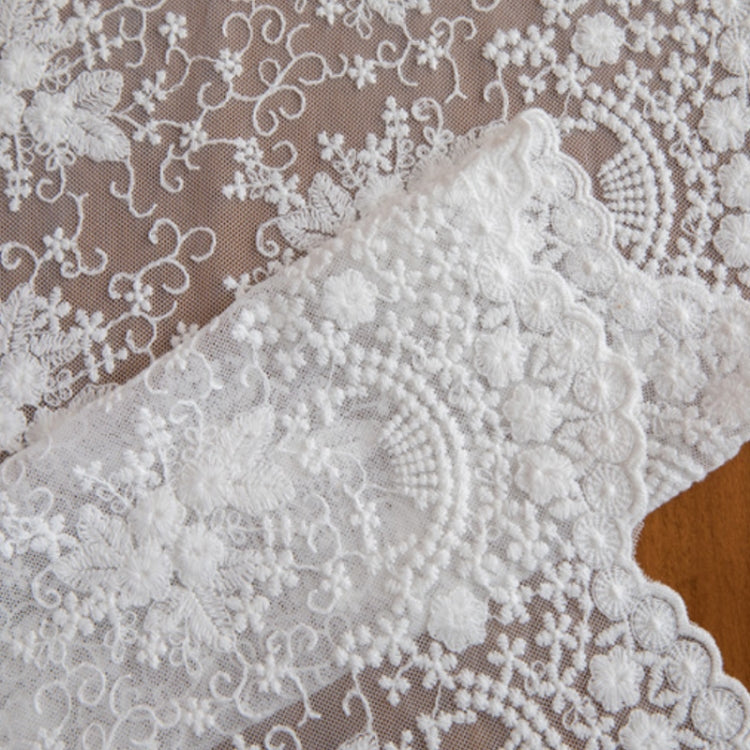 Romantic Lace Embroidered Table Runner Wedding Decoration, Size: 40x260cm