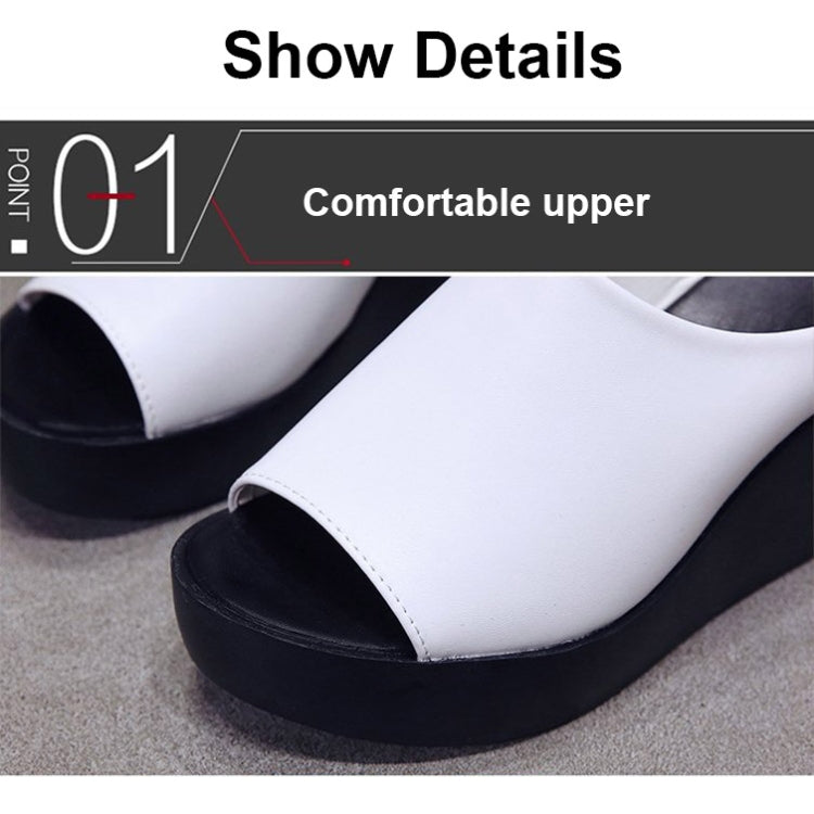 Summer Women Wedge Slippers, Size: