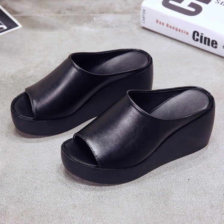 Summer Women Wedge Slippers, Size: