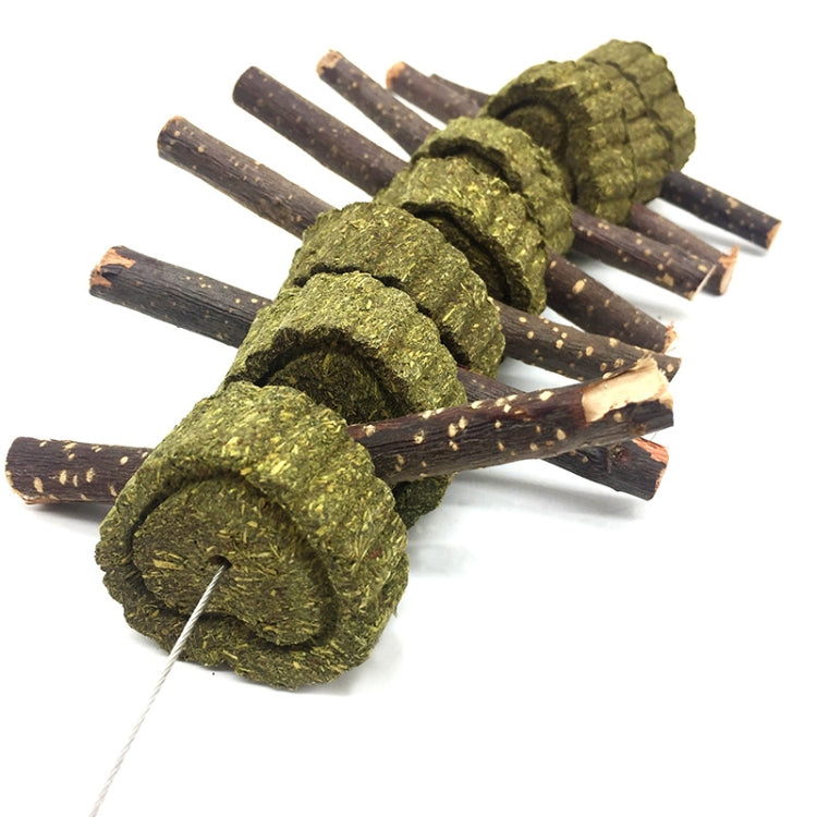 2 PCS Rabbit Hamster Guinea Pig Grass Pie Apple Branch Molar Skewers