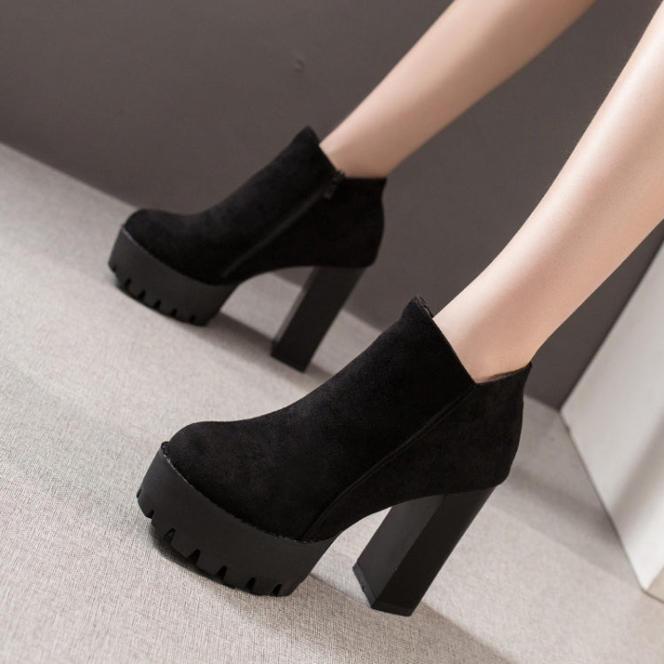 Autumn And Winter Thick And High Heeled Warm Low Boots For Ladies, Size: 3