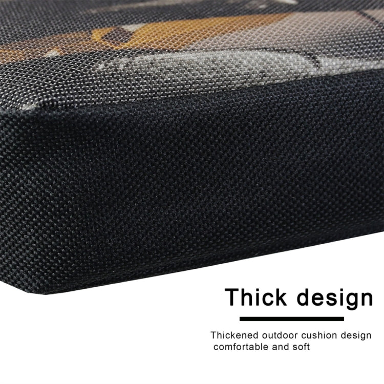 Portable Indoor Outdoor Folding Chair Cushion Stadium Seats, Size: 38 x 34cm(Leaf Camouflage)