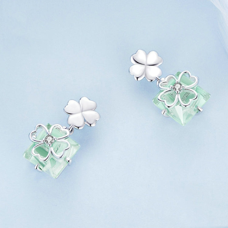 BSE745 Sterling Silver S925 White Gold Plated Verdant Leaf Clover Earrings