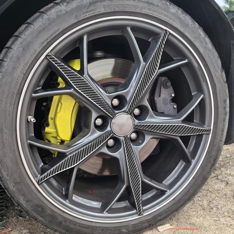 For Chevrolet Corvette C8 20pcs /Set Wheel Trim Stickers - Black