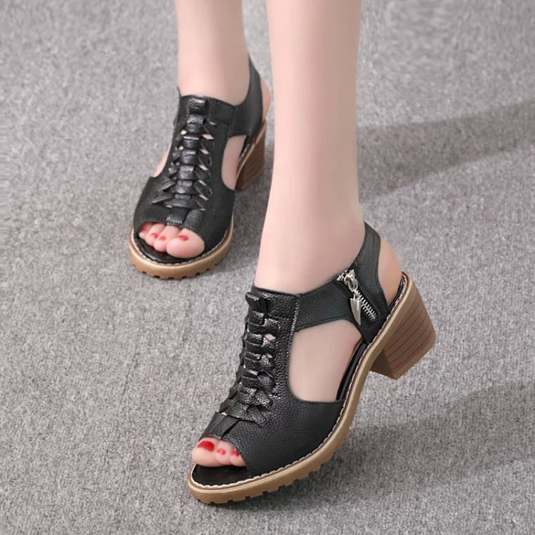 Women Summer Fish Mouth Flat Waterproof Tendon Sandals, Size: