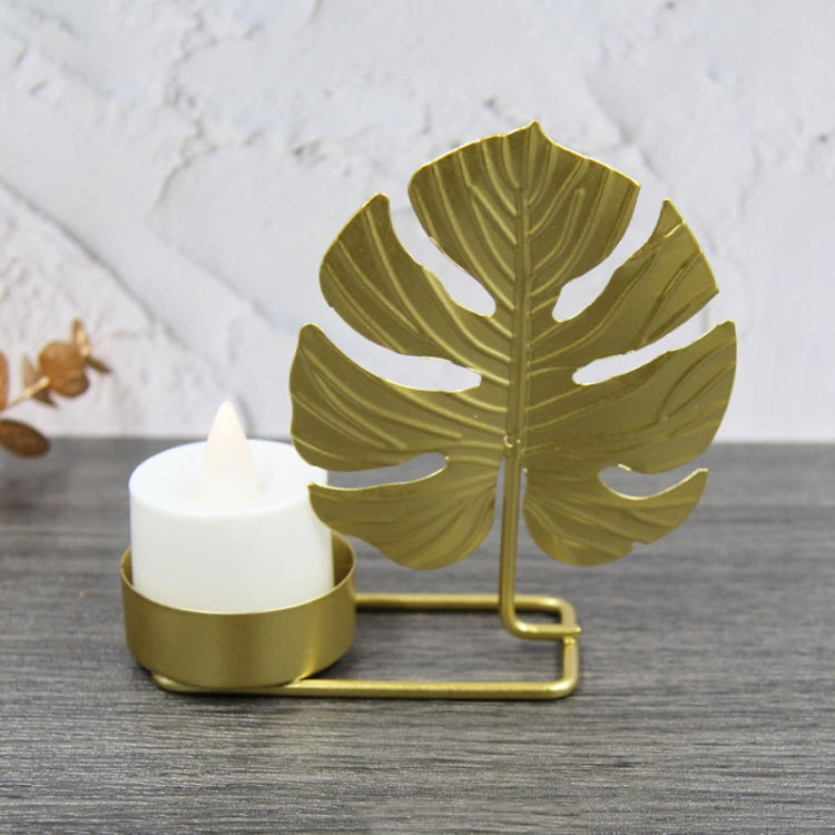 A Gold DH2303-03 Metal Retro Iron Art Candlesticks Ornament Table Candle Cup Decoration Props