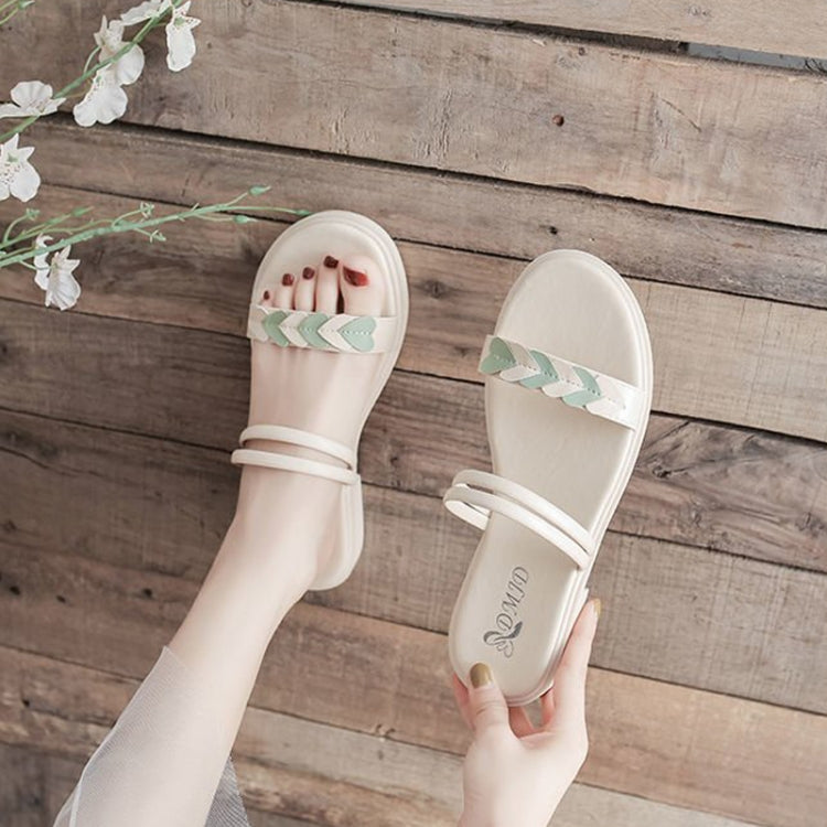 Women Summer Flat All-match Two-wear Sandals and Slippers Small Fresh Beach Shoes, Size: