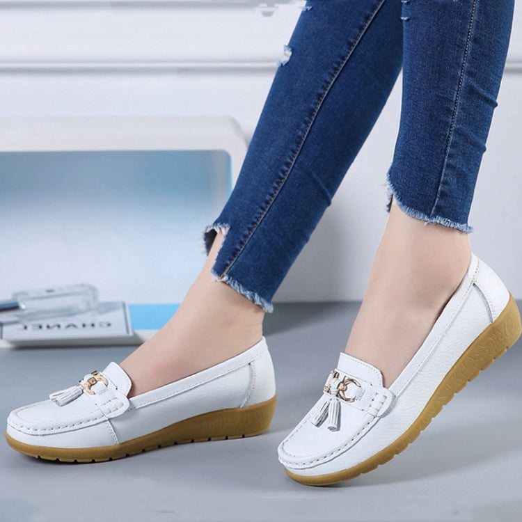 Leather Anti-Slip Flat Shoes Women Casual Shoes, Size: 44