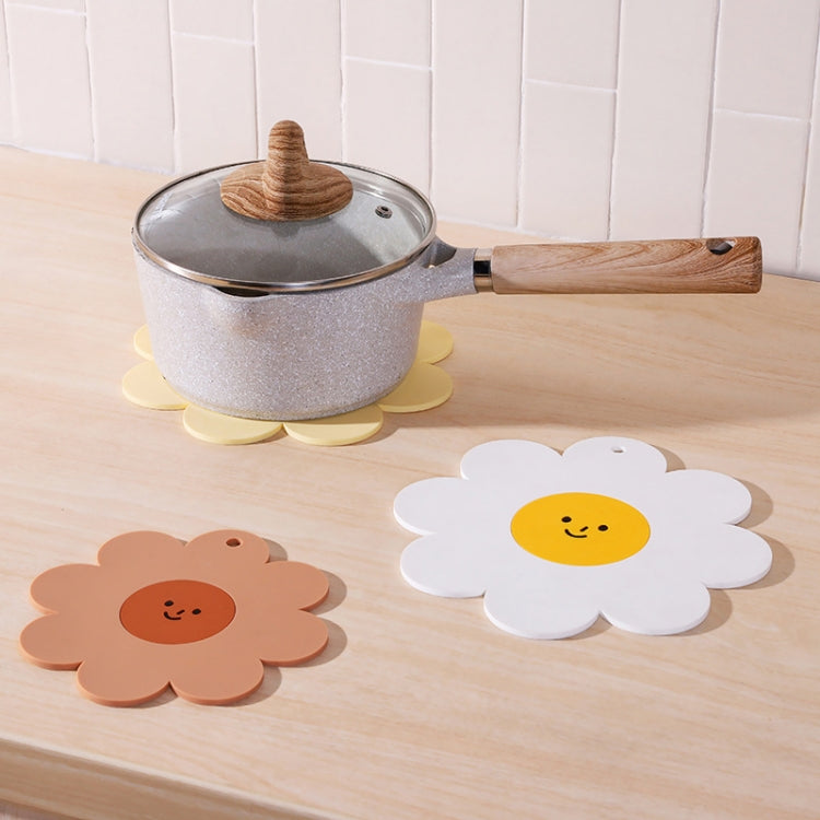 Sunflower Cute PVC Heat Insulation Mat Household High Temperature Resistant Table Pad, Style: Brown Large