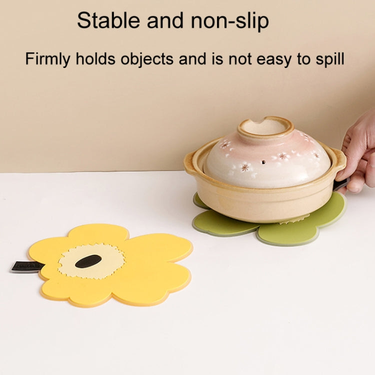 2pcs / Set Household Leaf Heat Insulation Mat Kitchen High Temperature Resistant Baking Placemats, Style: Green Small