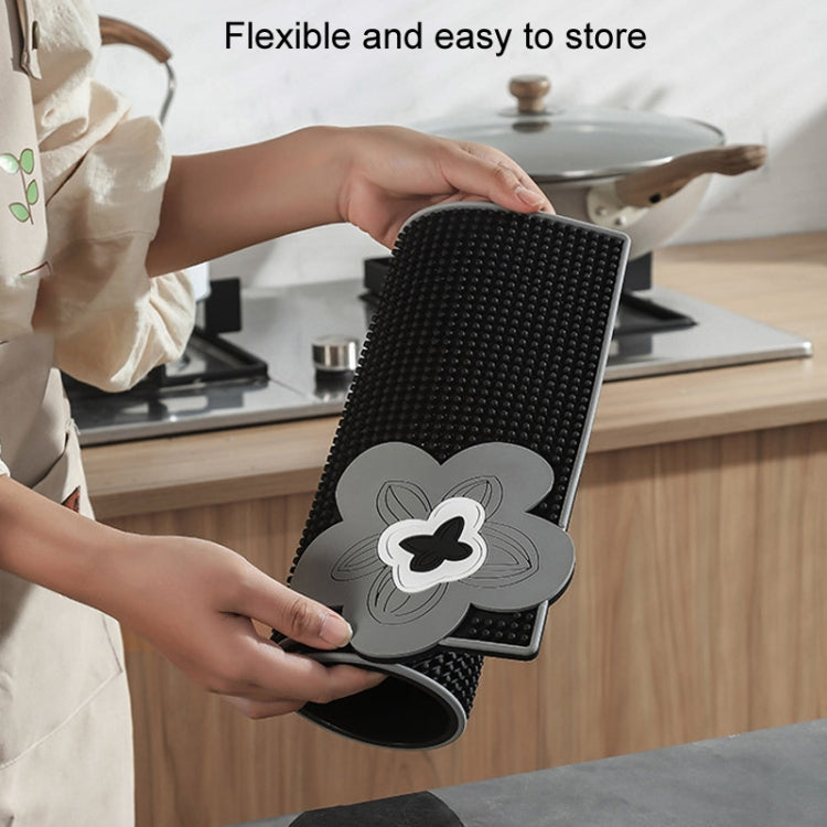 PVC Heat Insulation Table Mat Bar Coaster Kitchen Restaurant Thickened Non-Slip Drainage Mat, Size: 41.3x31.1cm