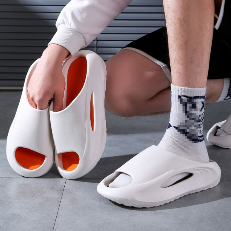 Men Summer Slippers Non-slip Soft Hollow Sports Sandals, Size: 44-45
