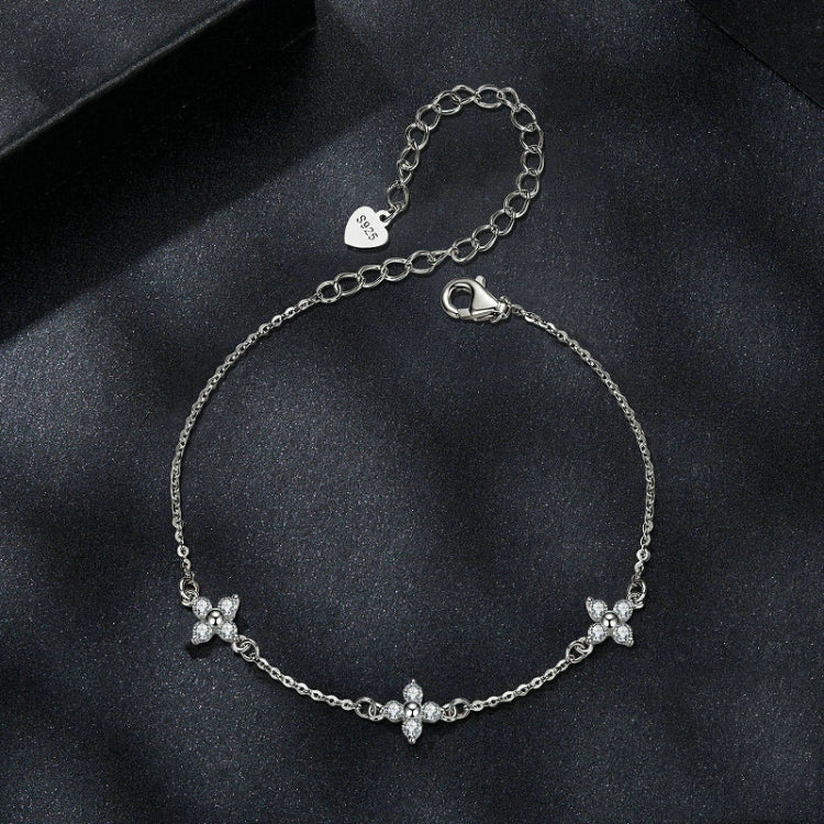 S925 Sterling Silver Lucky Four-leaf Clover Shining Moissanite Bracelet - MSB021