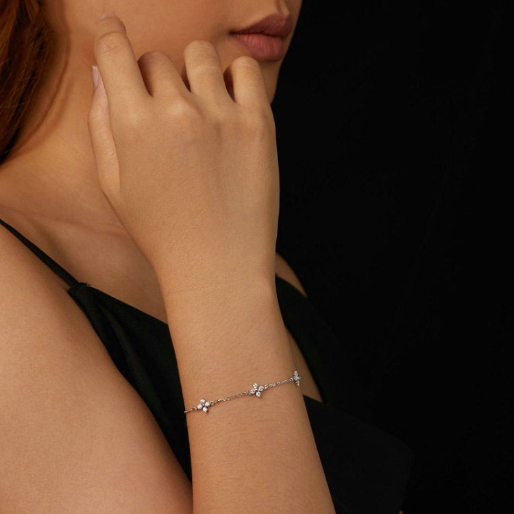 S925 Sterling Silver Lucky Four-leaf Clover Shining Moissanite Bracelet - MSB021