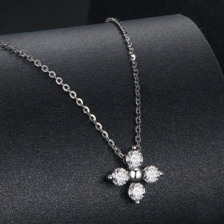 S925 Sterling Silver Plated with Platinum Lucky Four-leaf Clover Moissanite Necklace - MSN038