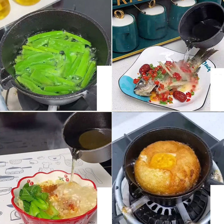 Mini Hot Oil Skillet Wooden Handle Cast Iron Pot Household Omelette Pan, Caliber: 11x5cm