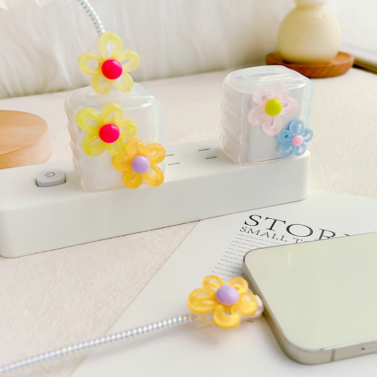 For Apple 18W/20W Flower Shape Charger Protective Case Data Cable Biter