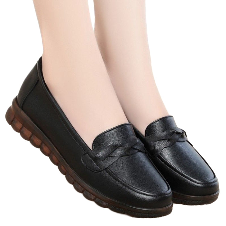 Women Leather Loafers Soft Sole Non-slip Middle-aged / Elderly Mom Shoes Flat Single Shoes, Size: 36