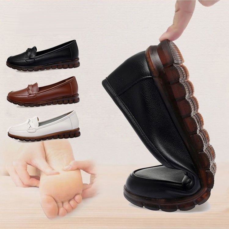 Women Leather Loafers Soft Sole Non-slip Middle-aged / Elderly Mom Shoes Flat Single Shoes, Size: 40