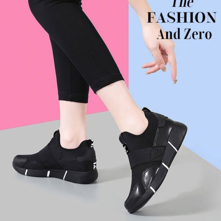 Women Running Shoes Breathable Travel Trendy Shoes Casual Soft Sole Sneakers, Size: 36