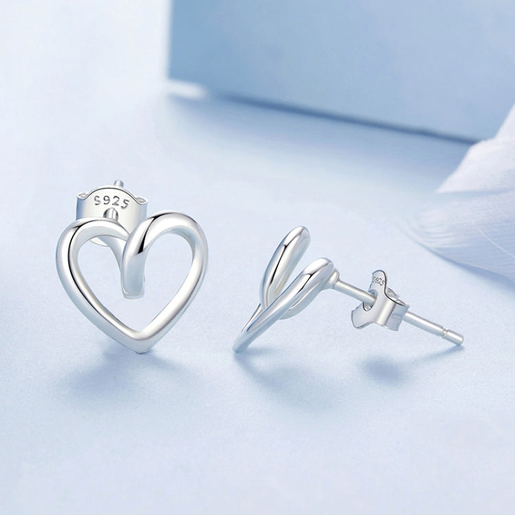 S925 Sterling Silver Hollow Heart Earrings - BSE1117