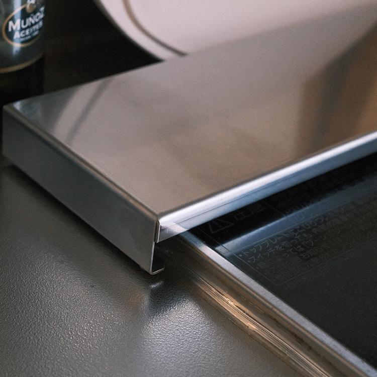 Stainless Steel Exhaust Vent Cover Gas Stove Cover Seasoning Rack Oil Splash Guard 64x10x2.5cm