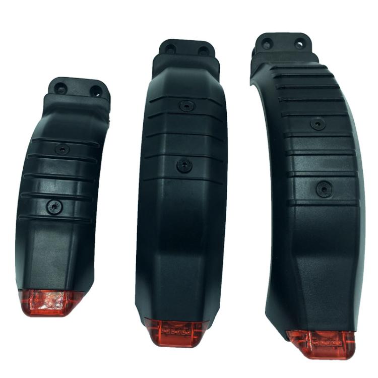 5.5 Inch Rear Mudguard Rear Wheel Brake Fender With Safe Light For Carbon Fiber Scooter