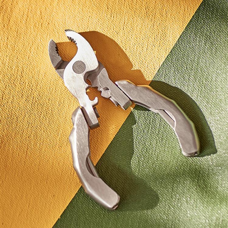 9 In 1 Stainless Steel Multi-Purpose Clamp Screwdriver Portable EDC Tool Bottle Opener